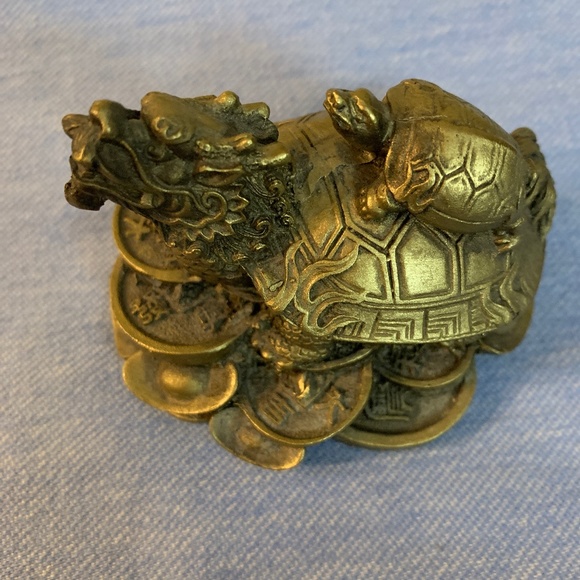 Brass dragon/turtle statue, 2.25 inches high. - Picture 1 of 5